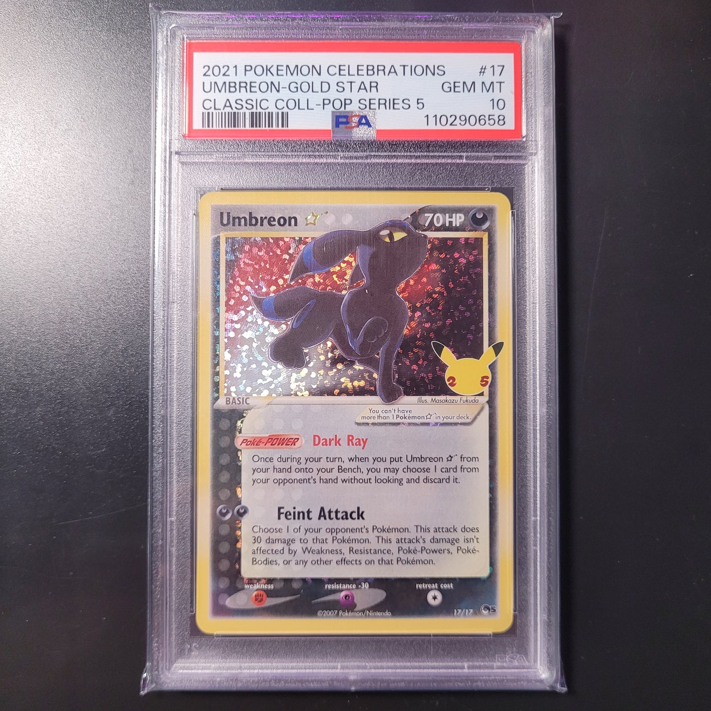 Umbreon Gold Star | #17 | PSA 10 | Celebrations | English | 2021
